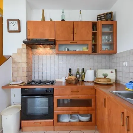 Holiday home 3559-1 For 6 People In
