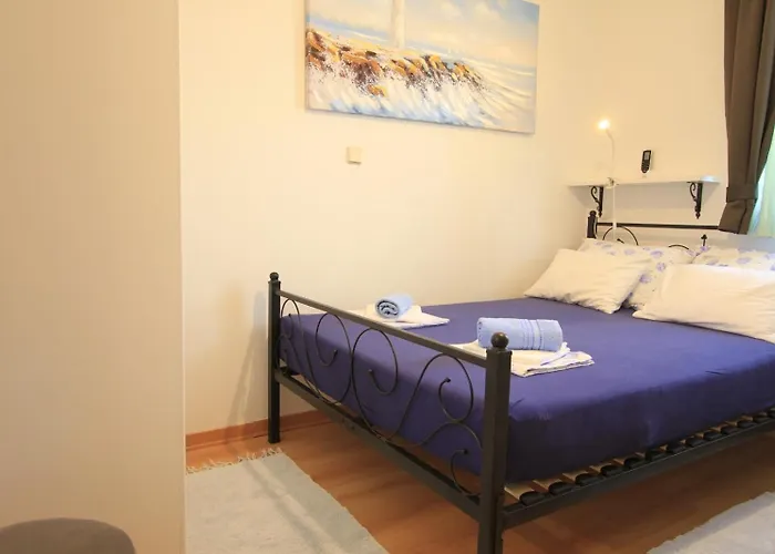 3559-1 For 6 People In Casa de Férias Veli Rat