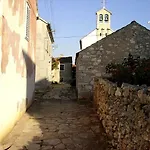 3559-1 For 6 People In Nyaraló