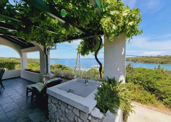 Σπίτι διακοπών 3559-1 For 6 People In Veli Rat